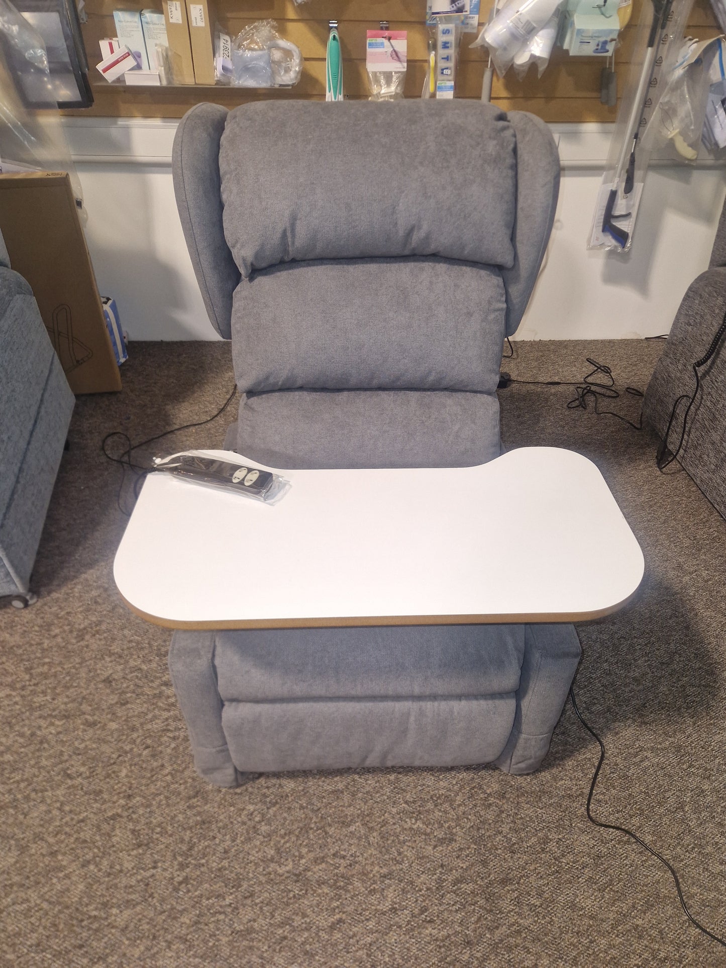 Electric elevating armchair MYRTHO CLASS with wheels and bed function