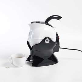 The Uccello Easy pour Kettle Tipper