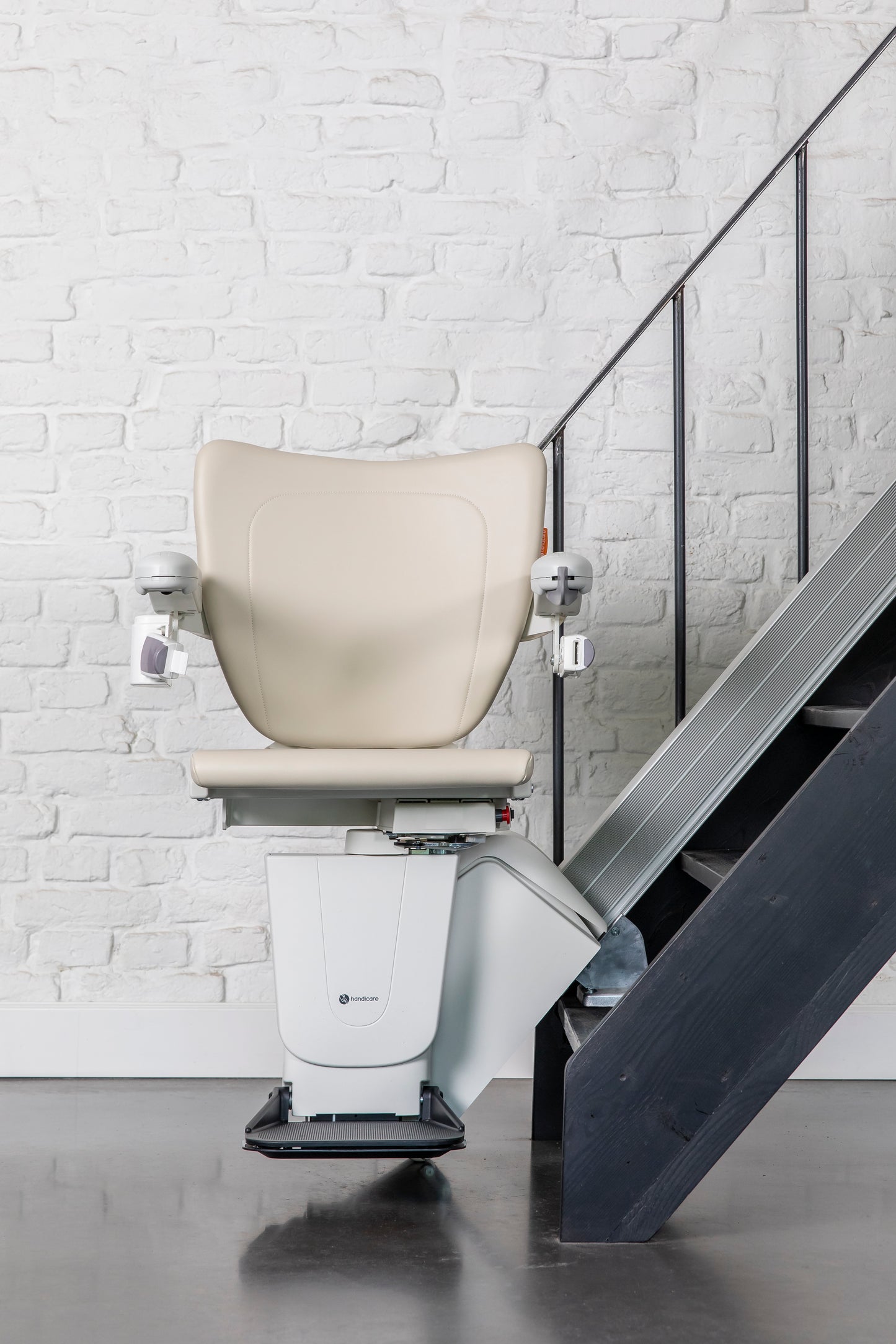 Handicare 1100 Straight Stairlift